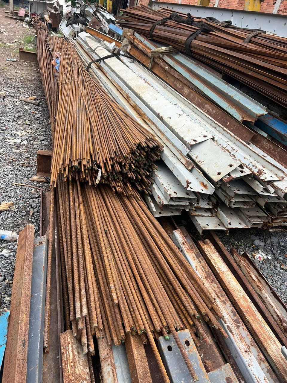 Thu mua sắt hộp thép hình công trình Từ Liêm