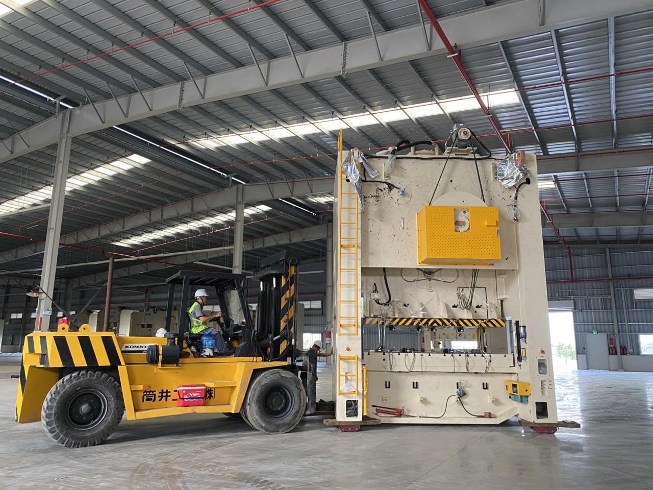 thu mua máy tiện CNC cũ Hải Phòng